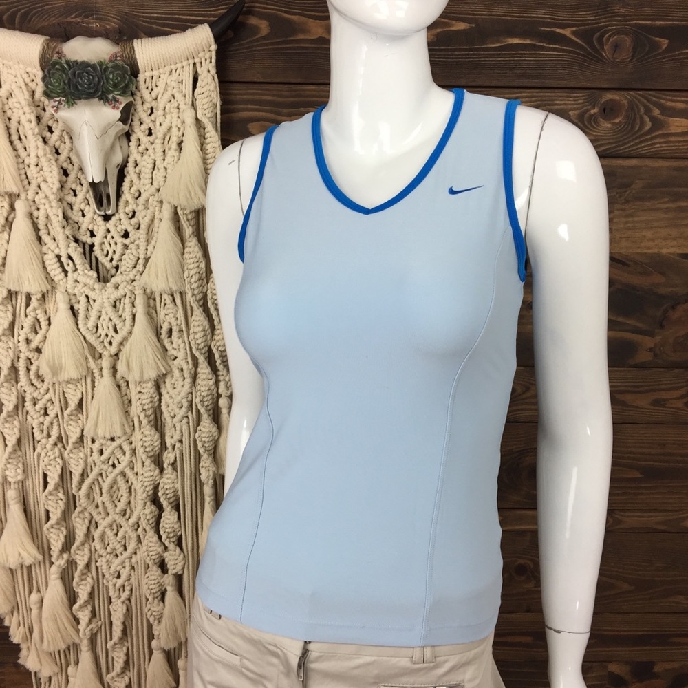 NIKE | Swoosh Logo Sleeveless V-Neck Workout Top
